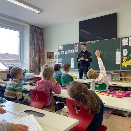 Besuch Polizei 1a