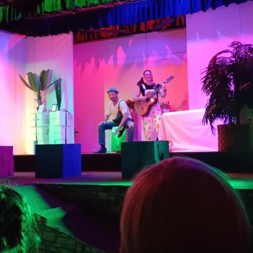 Theater in Mils (PHT)
